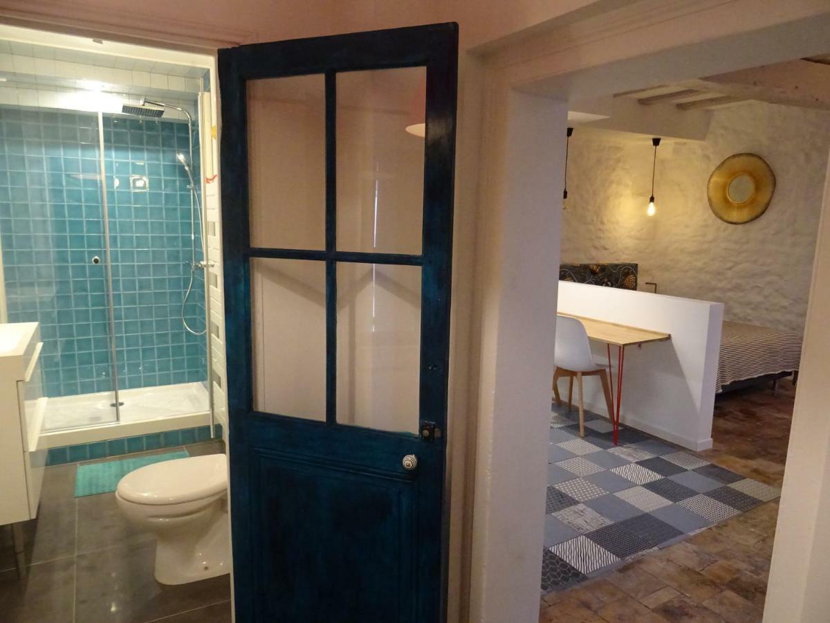 Appartement Spacieux Avec Une Vue Sur 투르 외부 사진